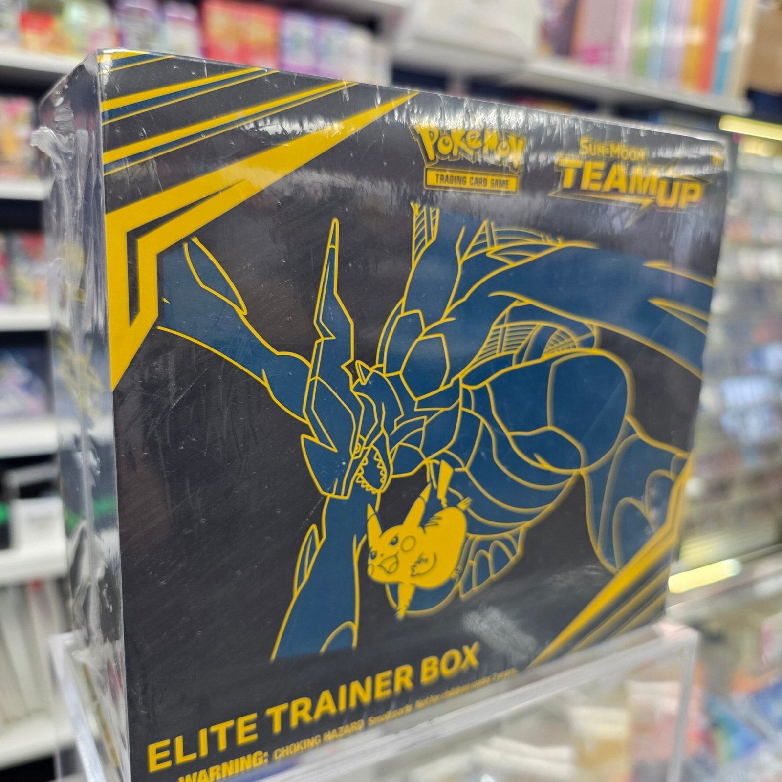 Pokémon (Damaged) Sun & Moon: Team Up - Elite Trainer Box - Image 4